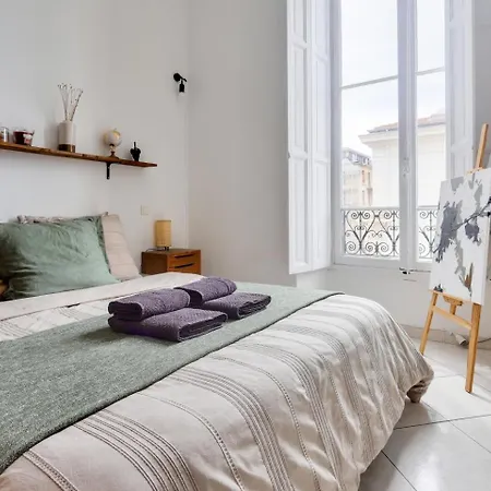 Stunning 2br Flat In The Heart Of דירה ניס
